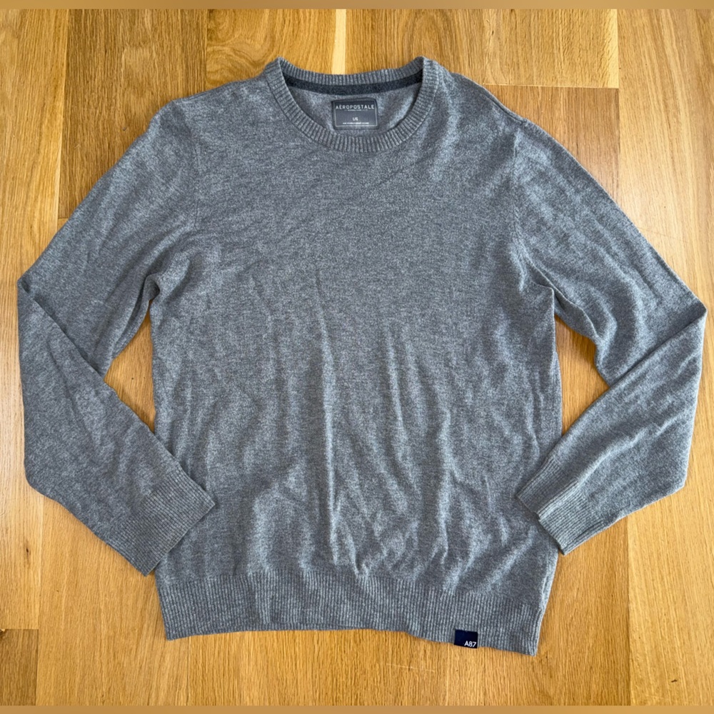 Aeropostale Gray Crewneck Sweater with Ribbed Detailing